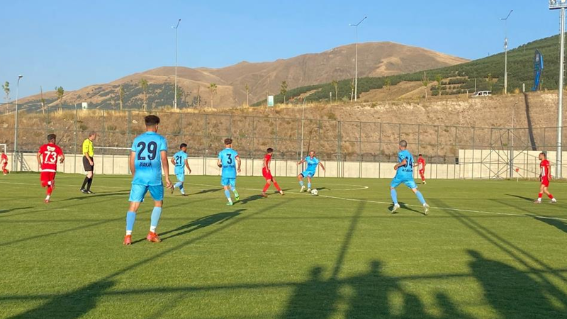Pazarspor: 0 - Elazığ Karakoçan FK: 2
