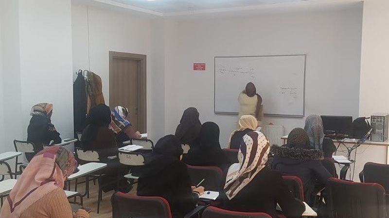 Elazığ Belediyesinden kadınlara yönelik Arapça kursu