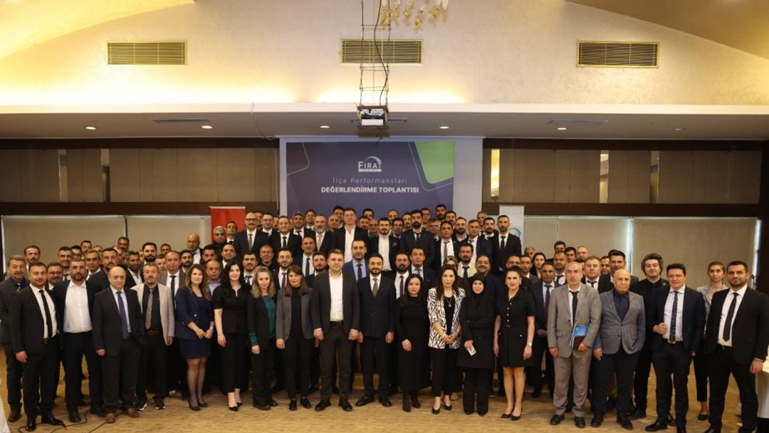 Fırat EDAŞ başarılı ilçe performanslarını ödüllendirdi