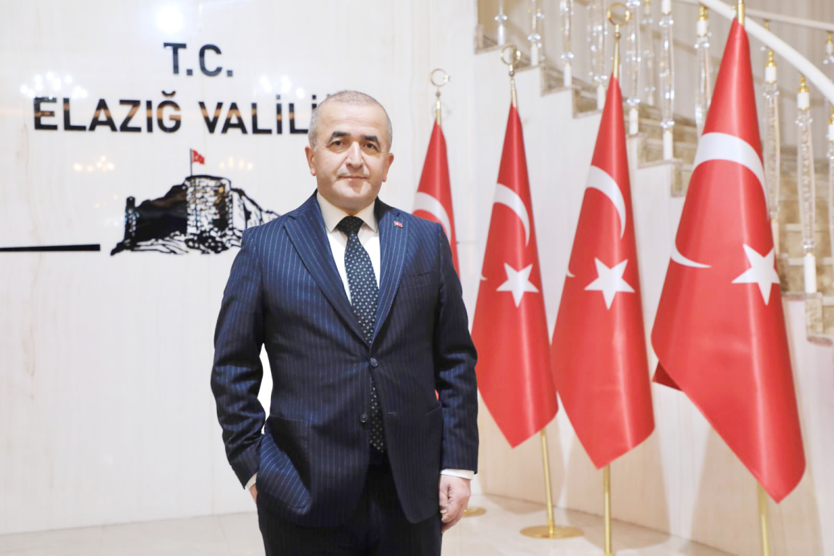 JANDARMA MİLLETİN YANINDA