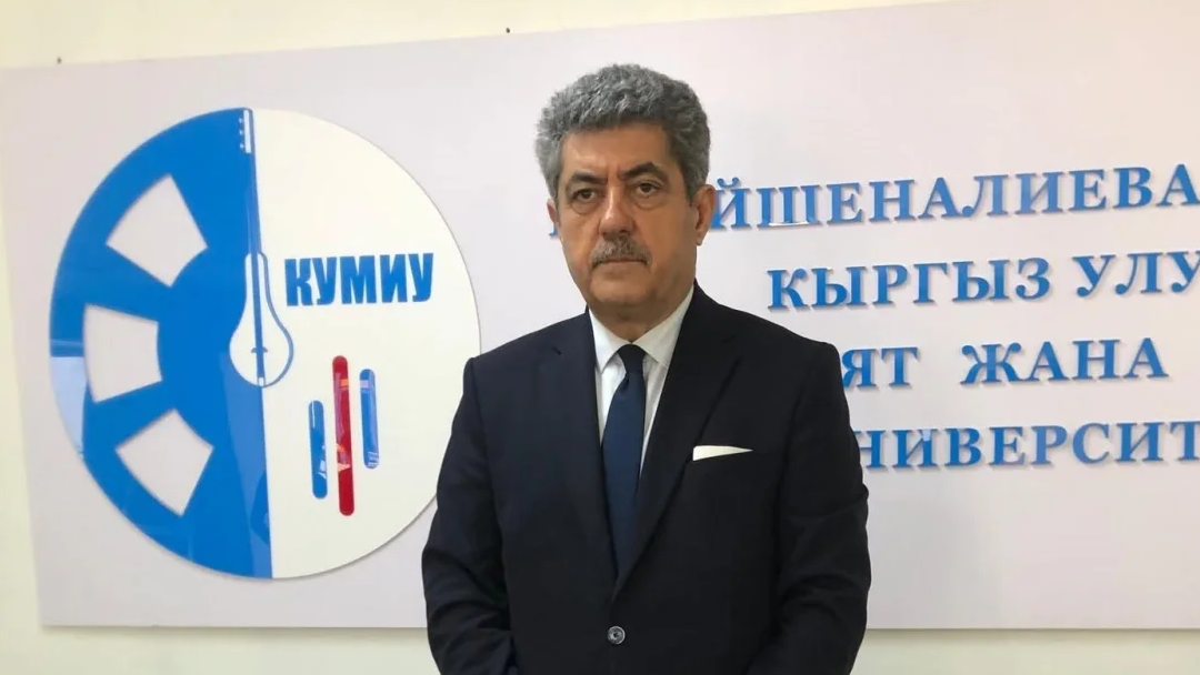 TDGF Genel Başkanı Menderes Demir, Kırgızistan'da temaslarda bulundu