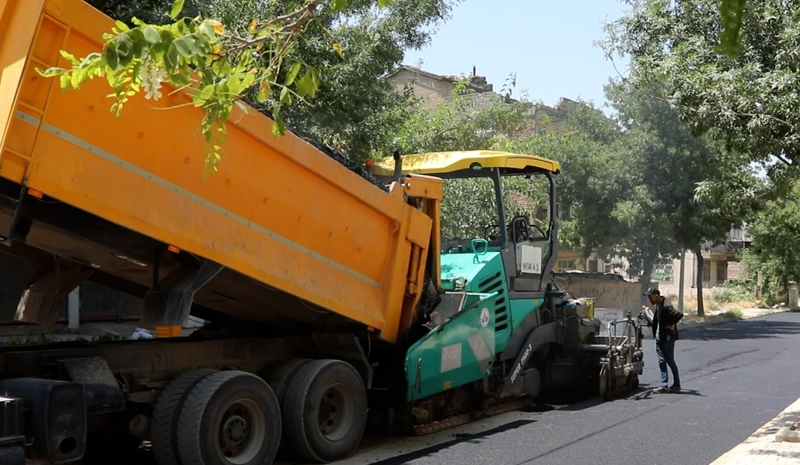 60 sokak ve 3 cadde yenilendi