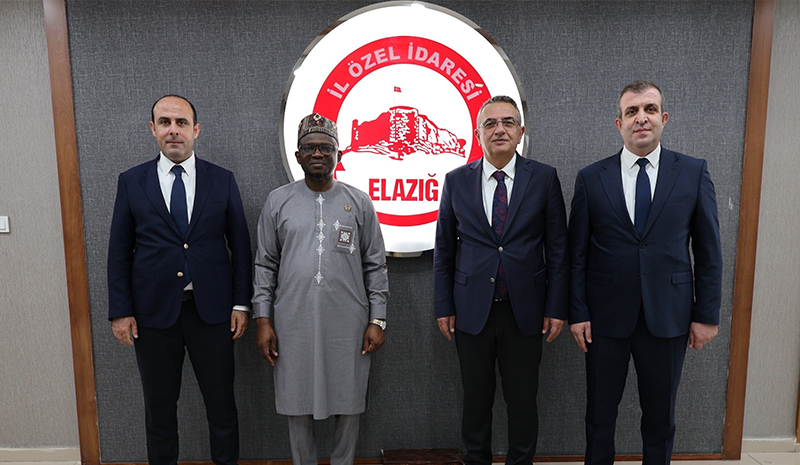Gana Büyükelçisi Yatkın’ı Ziyaret Etti